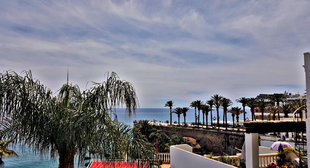 Villa Carabeo Nerja Eksteriør bilde